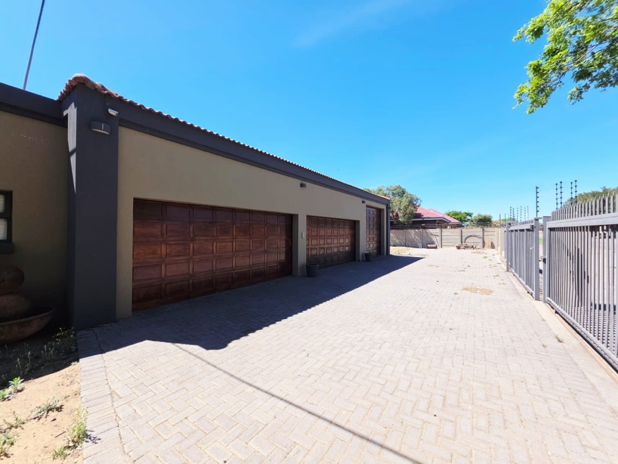 3 Bedroom Property for Sale in Vaalpark Free State